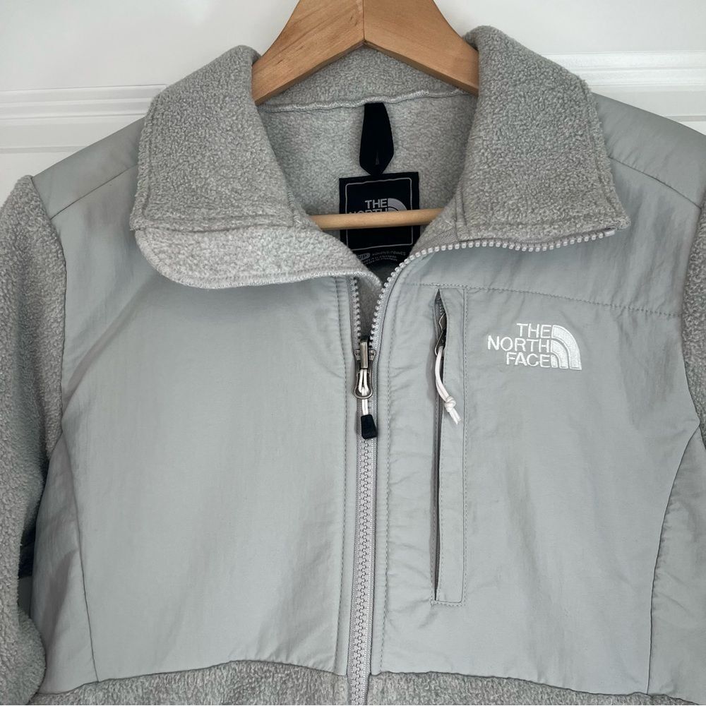 The North Face Women's 2 Tone Gray Polartec Fleece Full Zip Jacket -Size S